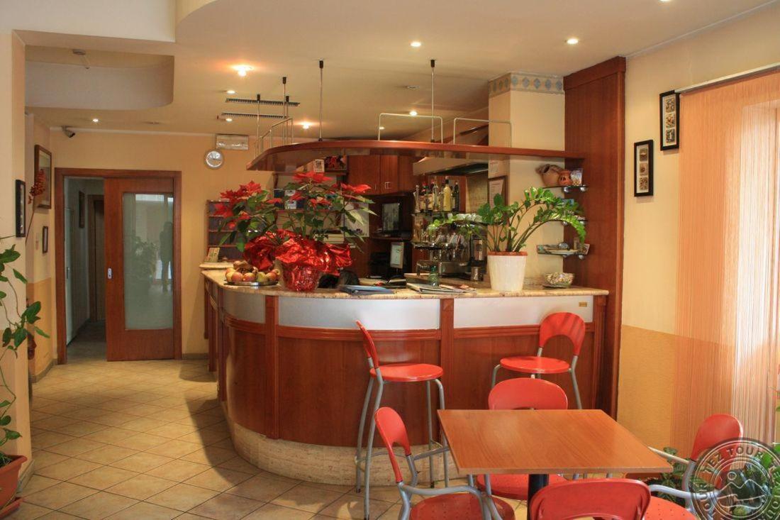 Hotel Donau ริมินี ภายนอก รูปภาพ