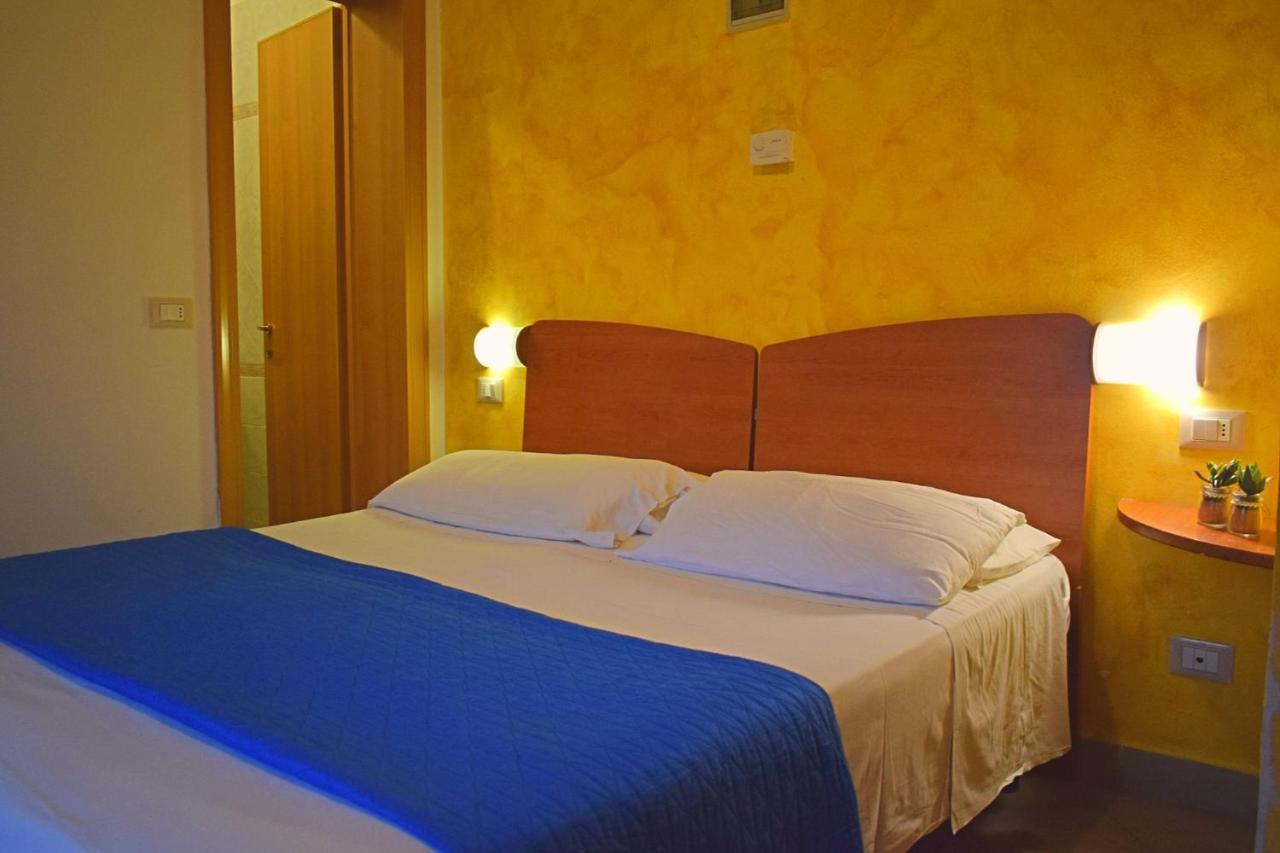 Hotel Donau ริมินี ภายนอก รูปภาพ